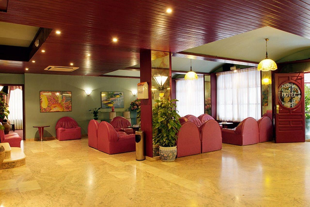 Hotel Checkin Garbí Calella Zewnętrze zdjęcie